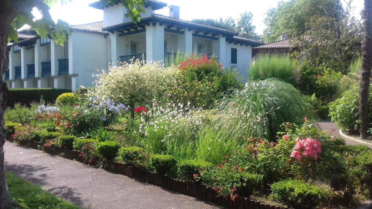 Appartement Domaine De Bordaberry ユリューニュ エクステリア 写真